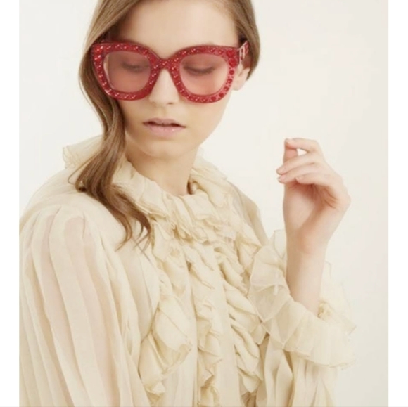 Gucci GG0116S Pink Oversized Embellished Sunglasses Ruby Red Crystal Hearts - Picture 8 of 17